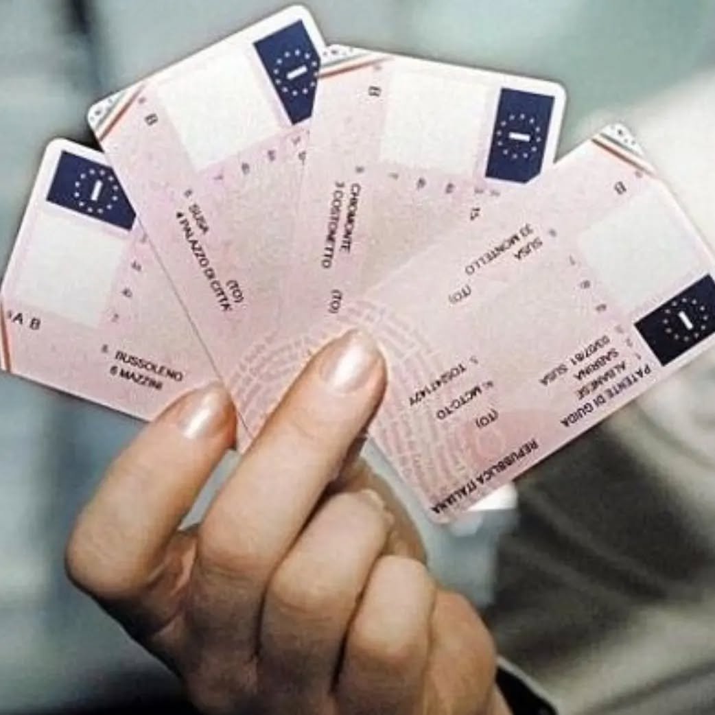 patente_di_guida_italiana39_1689755577_3150220567527899118_21632064973